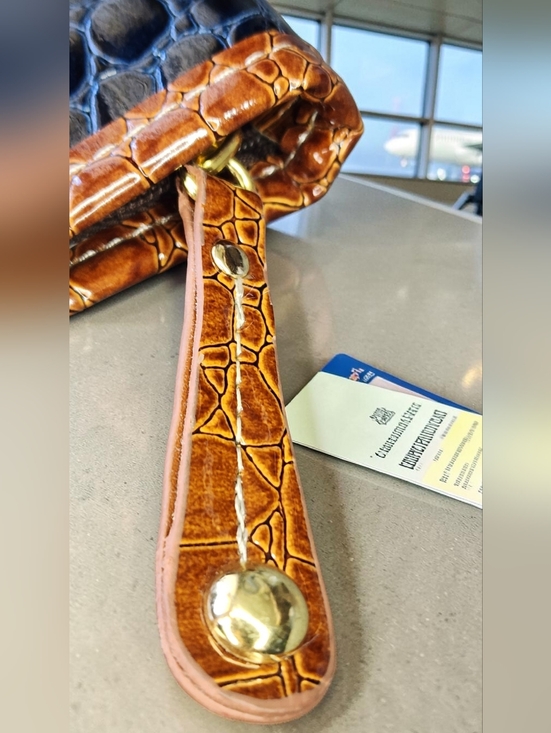 Samantha Brown Faux Crocodile Embossed Passport Travel Wallet Organizer - Picture 7 of 12